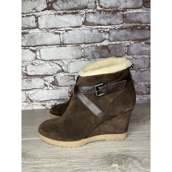 Aquatalia Brown Suede Faux Fur Strap Ankle Wedge Booties Women’s Sz 10M US/41EU - Picture 3 of 16